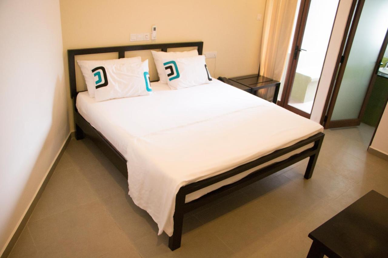 Saninro Hotel - Ragama Exterior photo