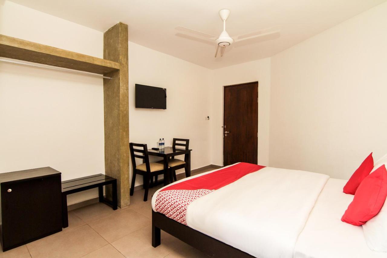 Saninro Hotel - Ragama Room photo