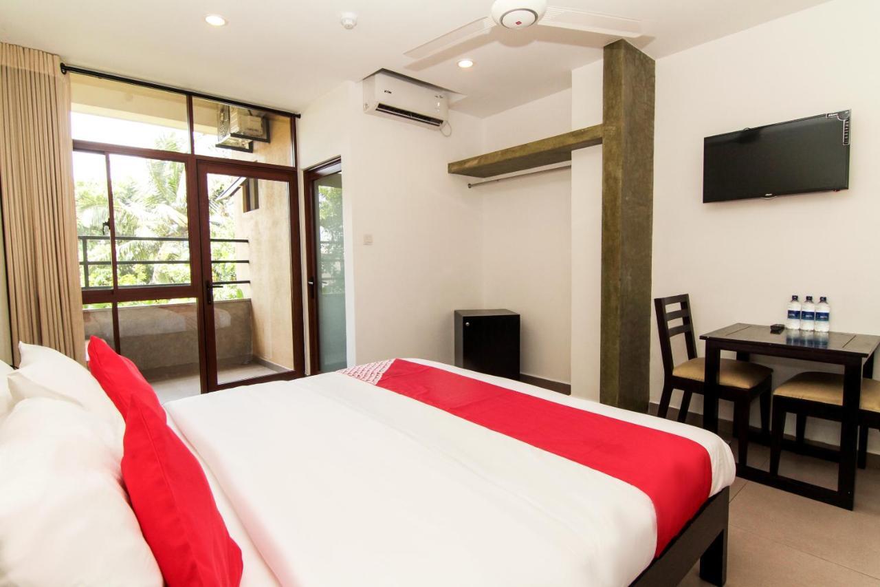 Saninro Hotel - Ragama Exterior photo